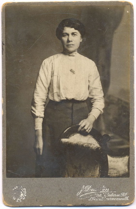 Edith Mitchley, née Rabbits