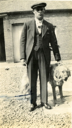 Reggie Ayres with dog