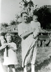 Laura Rowe with her daughters, Eva and Elsie about 1928