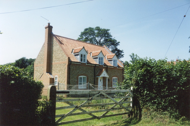 New house at corner of Church Lane and Docking Rd (built 1994, photo 1995)