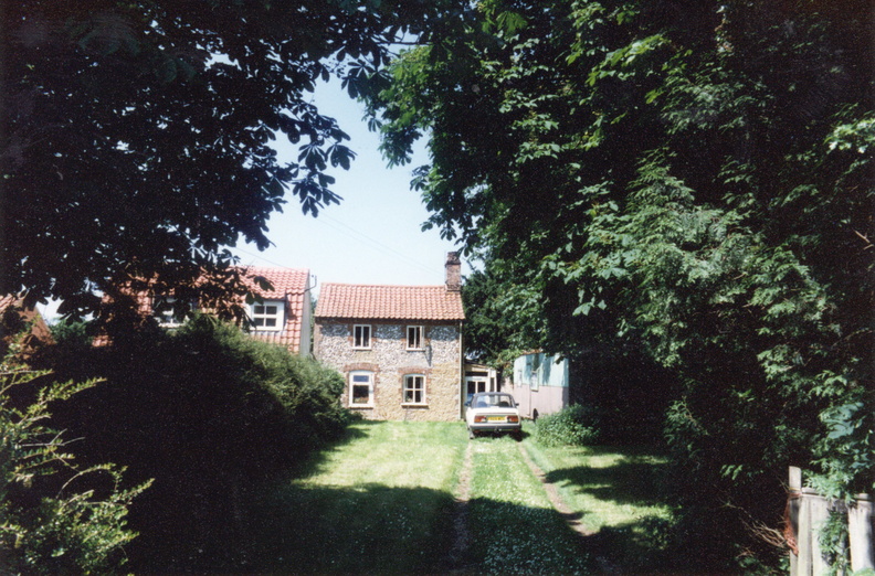 Moray Cottage next to Northgate cottage, Docking Road, 1995
