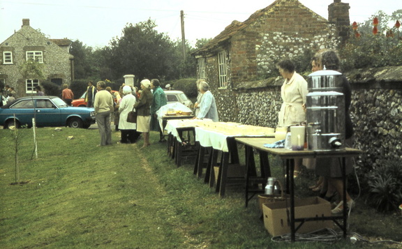 Queen's Silver Jubilee, WI members serve tea by the Pit, 1977